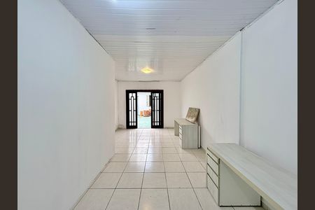 Casa para alugar com 180m², 2 quartos e 2 vagas Casa para alugar com 180m², 2 quartos e 2 vagasSalão