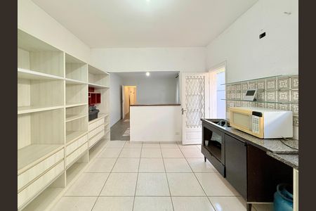 Casa para alugar com 180m², 2 quartos e 2 vagas Casa para alugar com 180m², 2 quartos e 2 vagasCozinha