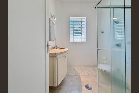 Casa para alugar com 180m², 2 quartos e 2 vagas Casa para alugar com 180m², 2 quartos e 2 vagasBanheiro