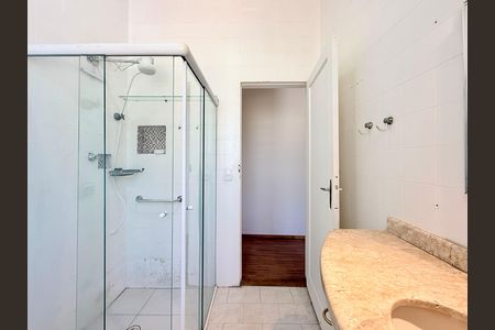 Casa para alugar com 180m², 2 quartos e 2 vagas Casa para alugar com 180m², 2 quartos e 2 vagasBanheiro