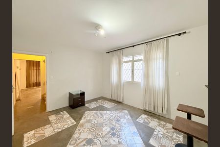 Casa para alugar com 180m², 2 quartos e 2 vagas Casa para alugar com 180m², 2 quartos e 2 vagasCopa