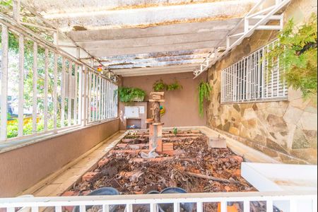 Jardim  de casa à venda com 3 quartos, 250m² em Vila Guarani, Santo André