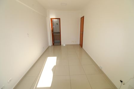 Apartamento para alugar com 81m², 2 quartos e 1 vagaSuíte