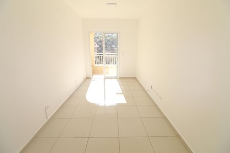 Apartamento para alugar com 81m², 2 quartos e 1 vagaSala