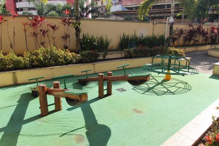 Apartamento para alugar com 81m², 2 quartos e 1 vagaÁrea comum - Playground