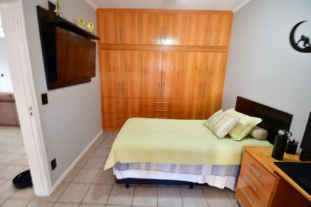 Quarto 2 de casa para alugar com 4 quartos, 330m² em Parque Alto Taquaral, Campinas