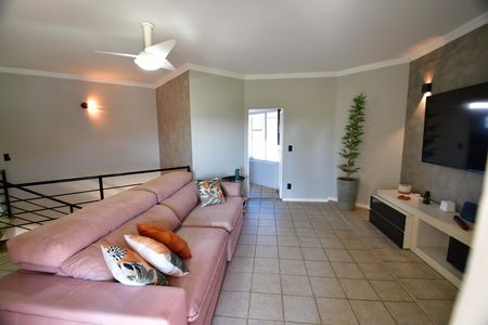 Casa para alugar com 330m², 4 quartos e 3 vagasSala de TV