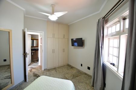 Casa para alugar com 330m², 4 quartos e 3 vagasQuarto 1 - Suíte
