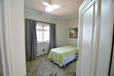 Casa para alugar com 330m², 4 quartos e 3 vagasQuarto 1 - Suíte