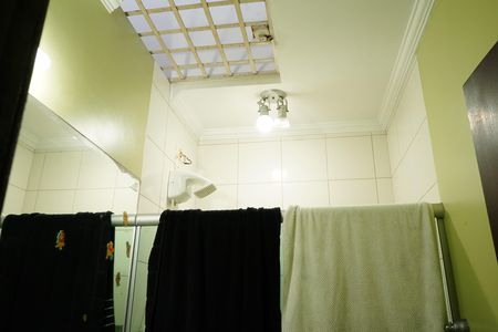 Banheiro de casa para alugar com 3 quartos, 135m² em Penha de França, São Paulo