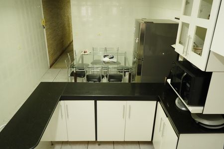Cozinha de casa para alugar com 3 quartos, 135m² em Penha de França, São Paulo