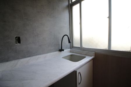 Apartamento à venda com 82m², 3 quartos e 1 vagaÁrea de Serviço