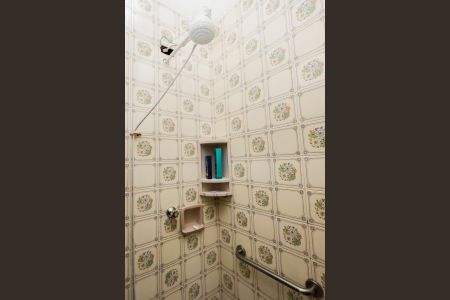 Banheiro social de casa à venda com 2 quartos, 125m² em Itaim Bibi, São Paulo