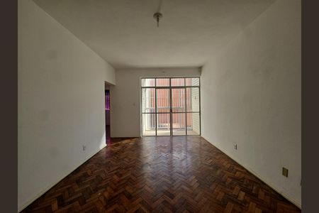 Apartamento para alugar com 90m², 2 quartos e 1 vaga Apartamento para alugar com 90m², 2 quartos e 1 vagaSala