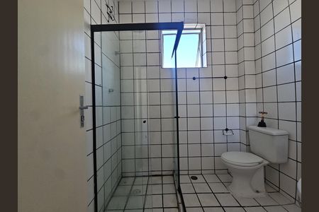 Banheiro de apartamento para alugar com 2 quartos, 90m² em Pituba, Salvador