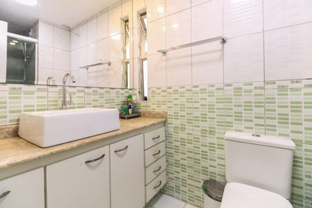 Apartamento à venda com 69m², 3 quartos e 1 vaga Apartamento à venda com 69m², 3 quartos e 1 vagaBanheiro