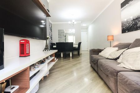 Apartamento à venda com 69m², 3 quartos e 1 vaga Apartamento à venda com 69m², 3 quartos e 1 vagaSala