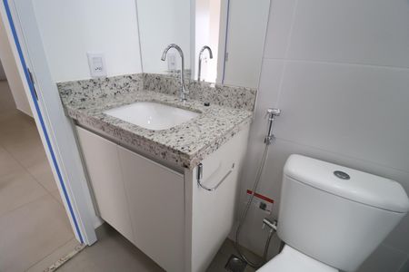 Apartamento para alugar com 81m², 3 quartos e 2 vagasBanheiro Social