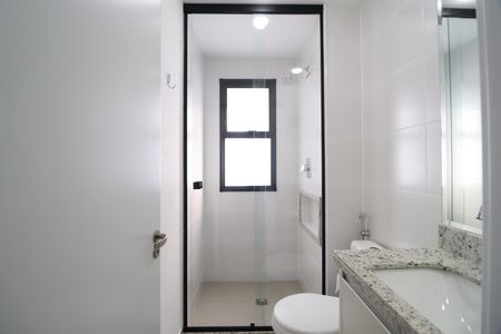 Apartamento para alugar com 81m², 3 quartos e 2 vagasBanheiro do Quarto 2