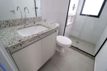 Apartamento para alugar com 81m², 3 quartos e 2 vagasBanheiro Social