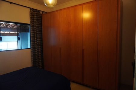 Casa para alugar com 4 quartos, 140m² em Conj. Hab. Sitio Conceicao, São Paulo