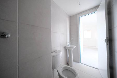 Banheiro de apartamento para alugar com 2 quartos, 34m² em Jardim America da Penha, São Paulo