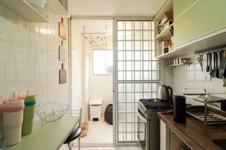 Cozinha e Área de Serviço de apartamento à venda com 2 quartos, 52m² em Jardim Peri, São Paulo