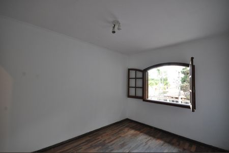 Casa para alugar com 237m², 4 quartos e 7 vagasQuarto 3