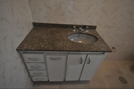 Casa para alugar com 237m², 4 quartos e 7 vagasBanheiro da Suíte 2
