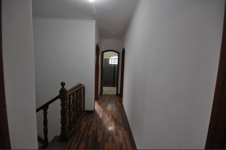 Hall de casa para alugar com 4 quartos, 237m² em Vila Albertina, São Paulo
