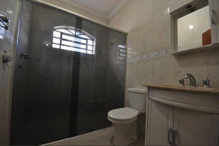 Casa para alugar com 237m², 4 quartos e 7 vagasBanheiro Social