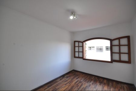 Casa para alugar com 237m², 4 quartos e 7 vagasQuarto 4