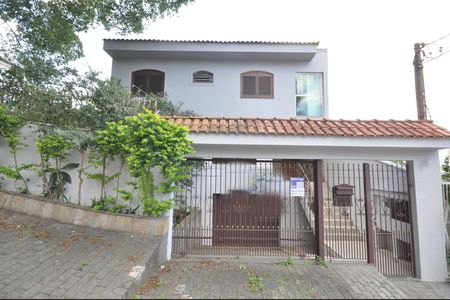 Fachada de casa para alugar com 4 quartos, 237m² em Vila Albertina, São Paulo