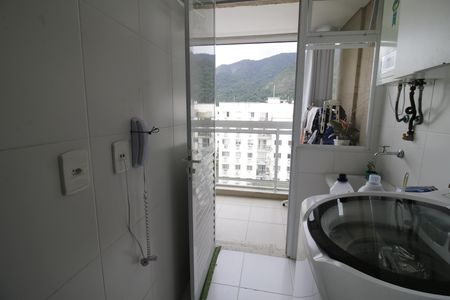 Apartamento à venda com 64m², 2 quartos e 1 vagaÁrea de Serviço