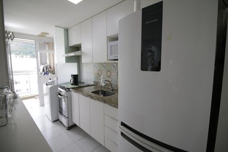 Apartamento à venda com 64m², 2 quartos e 1 vagaCozinha