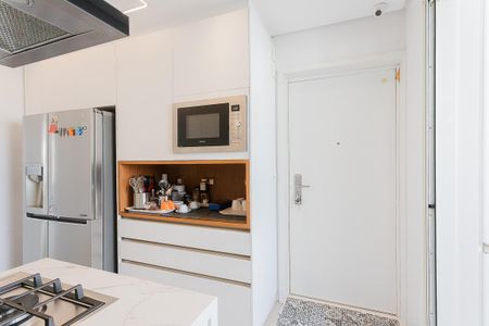 Cozinha de apartamento à venda com 3 quartos, 197m² em Paraíso, São Paulo