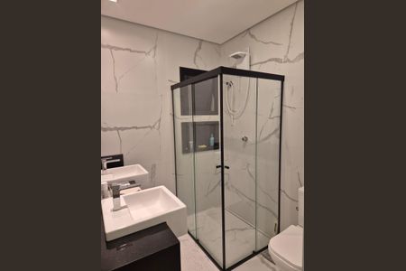 Casa de condomínio à venda com 200m², 3 quartos e 2 vagas Casa de condomínio à venda com 200m², 3 quartos e 2 vagasBanheiro
