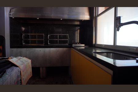 Apartamento para alugar com 200m², 4 quartos e 1 vaga Apartamento para alugar com 200m², 4 quartos e 1 vagaÁrea gourmet