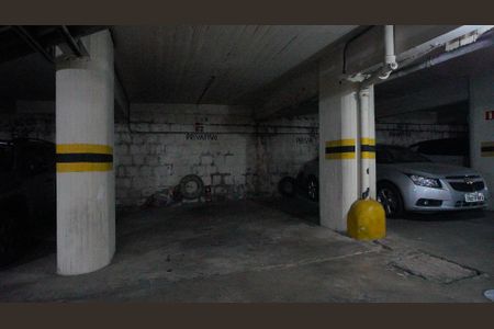 Garagem de apartamento para alugar com 4 quartos, 200m² em Independência, Porto Alegre