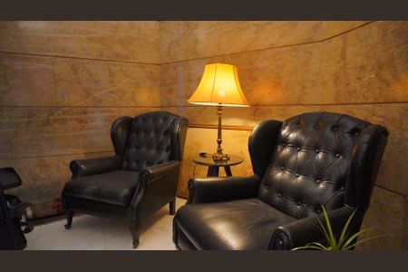 Apartamento para alugar com 200m², 4 quartos e 1 vaga Apartamento para alugar com 200m², 4 quartos e 1 vagaHall de entrada