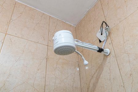 Banheiro de apartamento para alugar com 2 quartos, 110m² em Brás de Pina, Rio de Janeiro