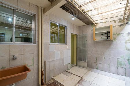 Área de Serviço de apartamento para alugar com 2 quartos, 110m² em Brás de Pina, Rio de Janeiro