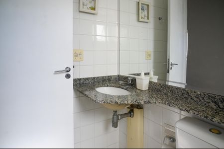 Apartamento para alugar com 50m², 2 quartos e 1 vaga Apartamento para alugar com 50m², 2 quartos e 1 vagaBanheiro