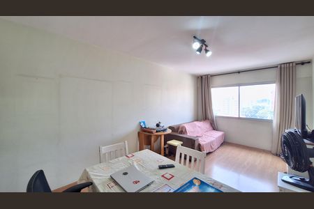 Sala de apartamento para alugar com 3 quartos, 85m² em Vila Hamburguesa, São Paulo