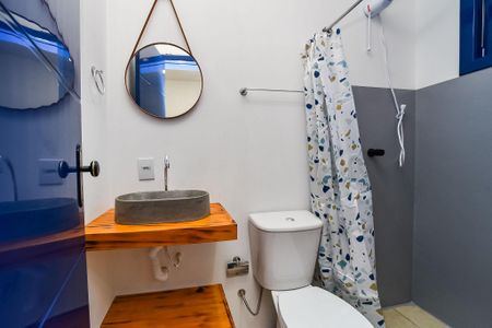 Studio para alugar com 31m², 1 quarto e sem vaga Studio para alugar com 31m², 1 quarto e sem vagaBanheiro