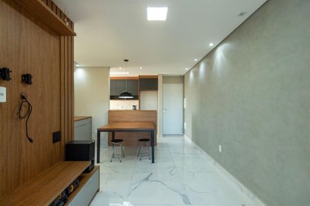 Sala  de apartamento para alugar com 2 quartos, 61m² em Jardim Saira, Sorocaba
