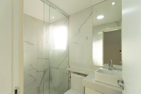 Banheiro Social  de apartamento para alugar com 2 quartos, 61m² em Jardim Saira, Sorocaba