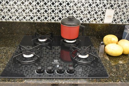 Casa de condomínio à venda com 87m², 3 quartos e 2 vagas Casa de condomínio à venda com 87m², 3 quartos e 2 vagascooktop