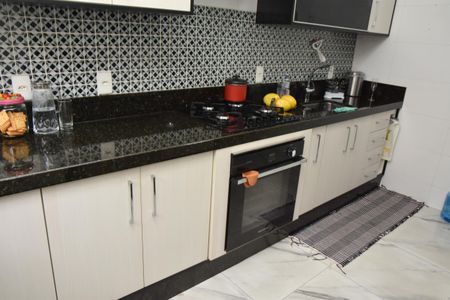 Cozinha pia de casa de condomínio à venda com 3 quartos, 87m² em Engordadouro, Jundiaí