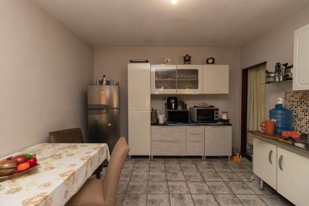 Sala/Cozinha de casa à venda com 3 quartos, 290m² em Jardim Cabucu, São Paulo